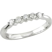 1/5 Carat T.W. Diamond Anniversary Ring in 10kt White Gold