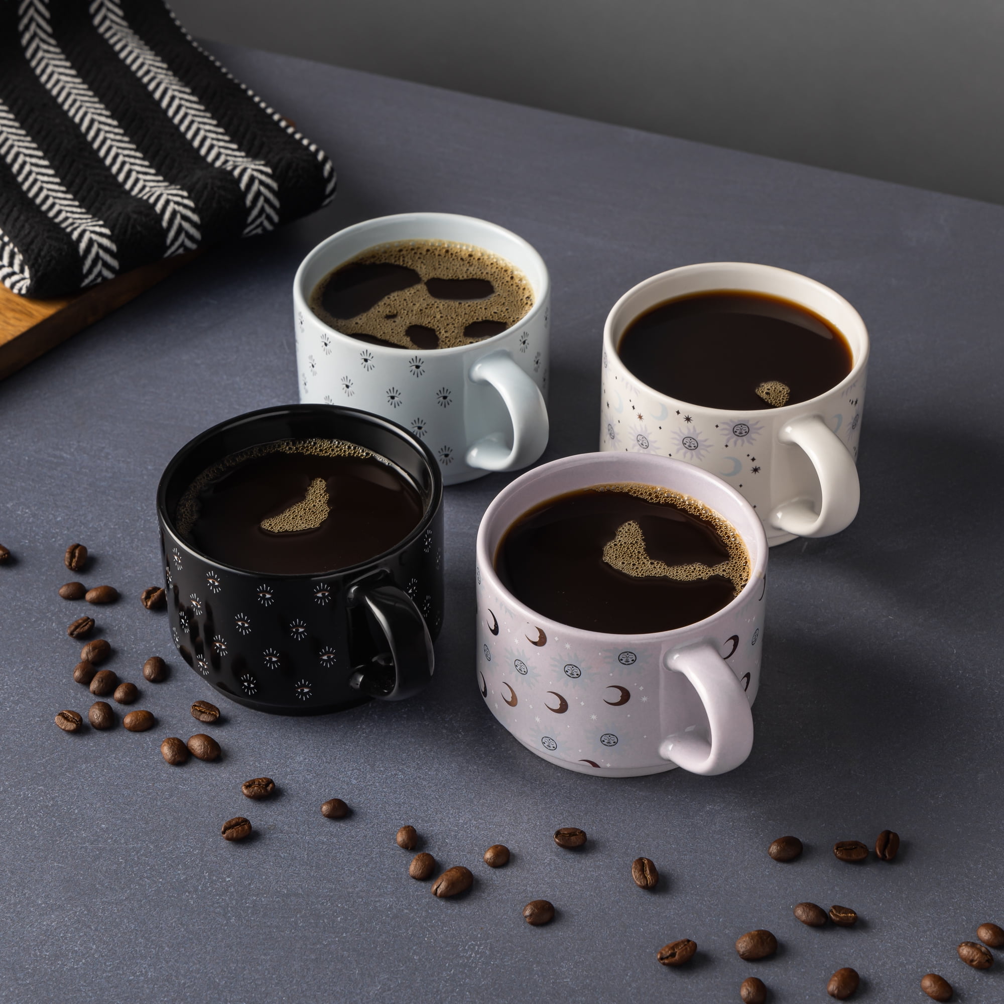 Thyme & Table Lot de 4 tasses empilables en grès céleste assorties de 325 ml avec support métallique