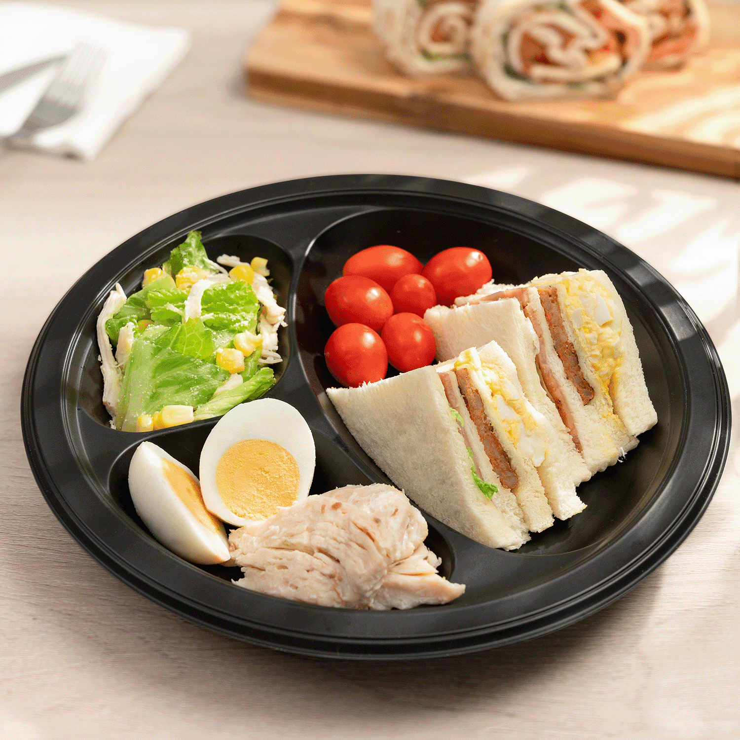 Karat Earth 10 Inch Eco-Friendly Plastic Plates [3 Compartment - 500 pcs], Black Mineral-Filled PP - Reduces Plastic Use