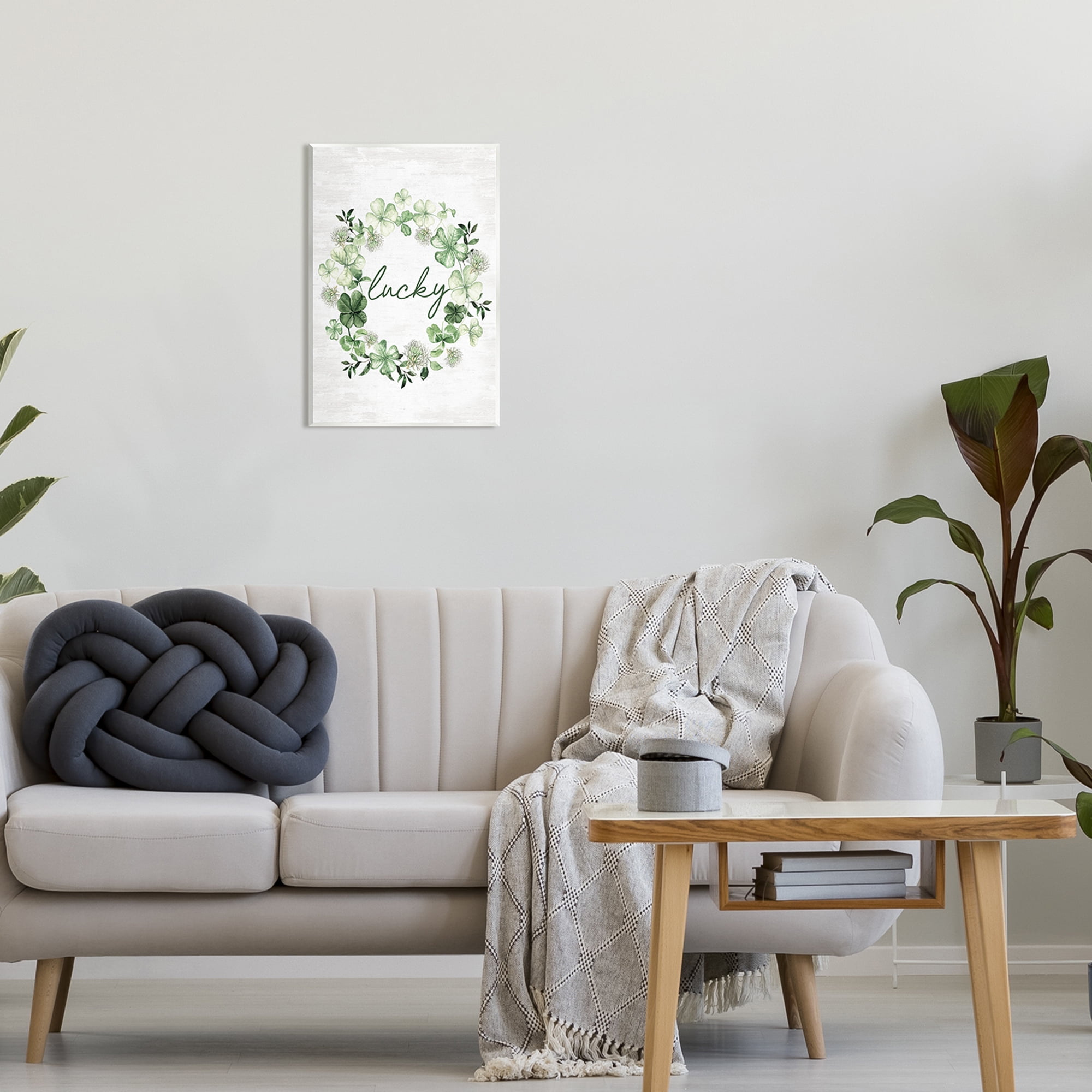 Stupell Industries Lucky Clover Wreath Botanical & Floral Painting Unframed Art Print Wall Art, 13 x 19