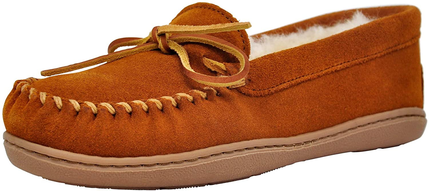 minnetonka sheepskin moccasins