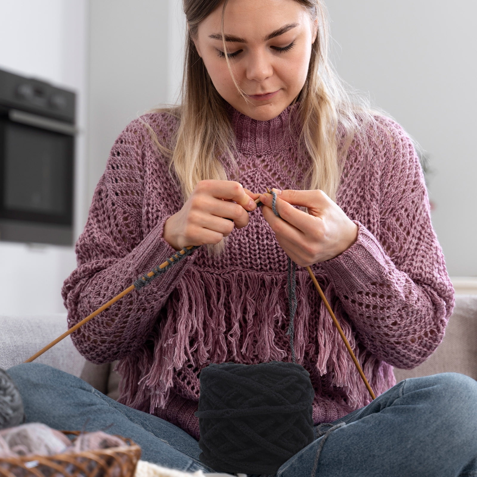 Chenille Yarn Chunky Chenille Yarn for Crochet Fluffy Yarn 𝐁𝐚𝐛𝐲 Yarn for Crocheting Soft for Knit Sweaters, Blankets, Shoes, Scarves, Clothes