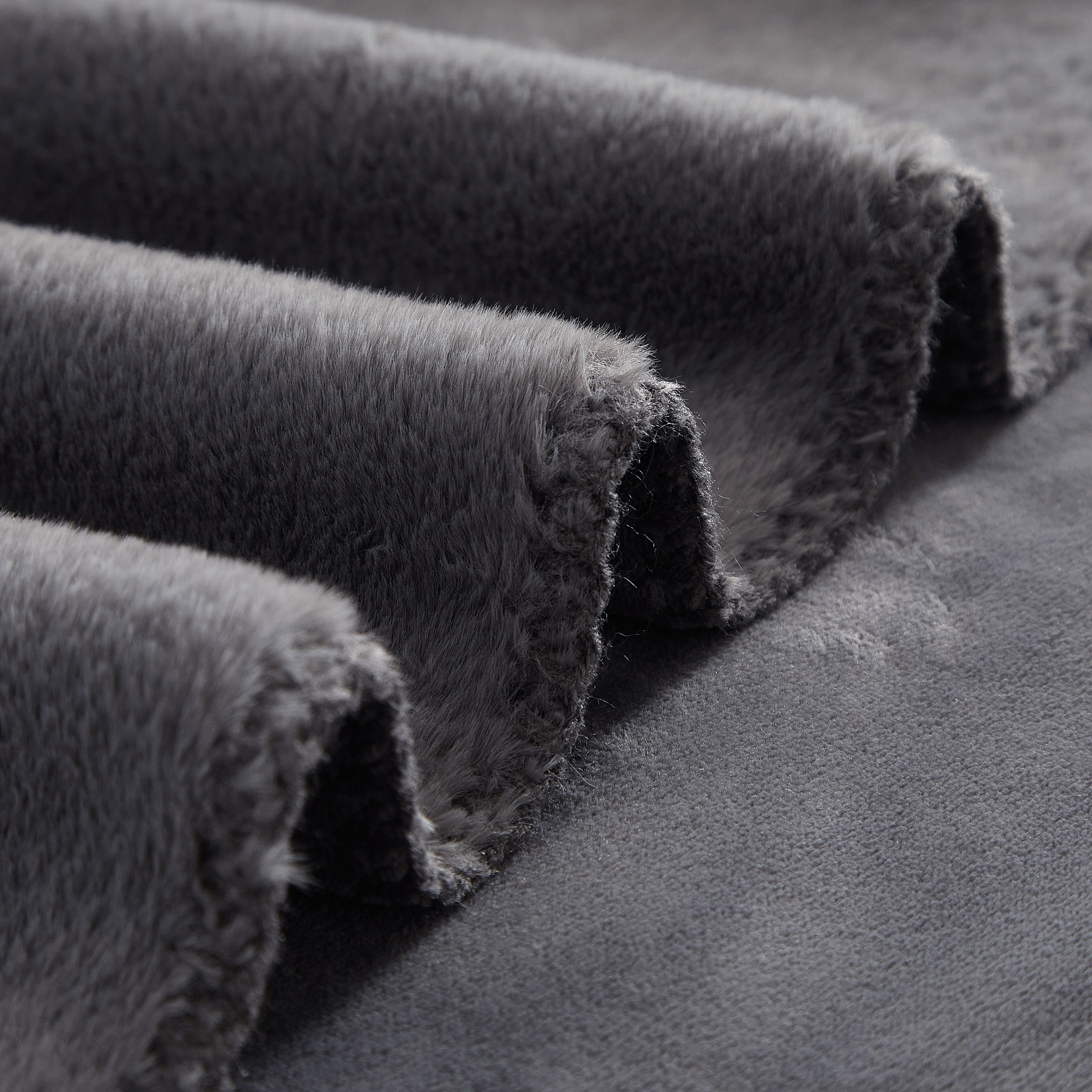 Cozy Haven Luxury Reversible Faux Fur to Plush Oversized Couch Throw Blanket, Grey, 50 x 72 in
