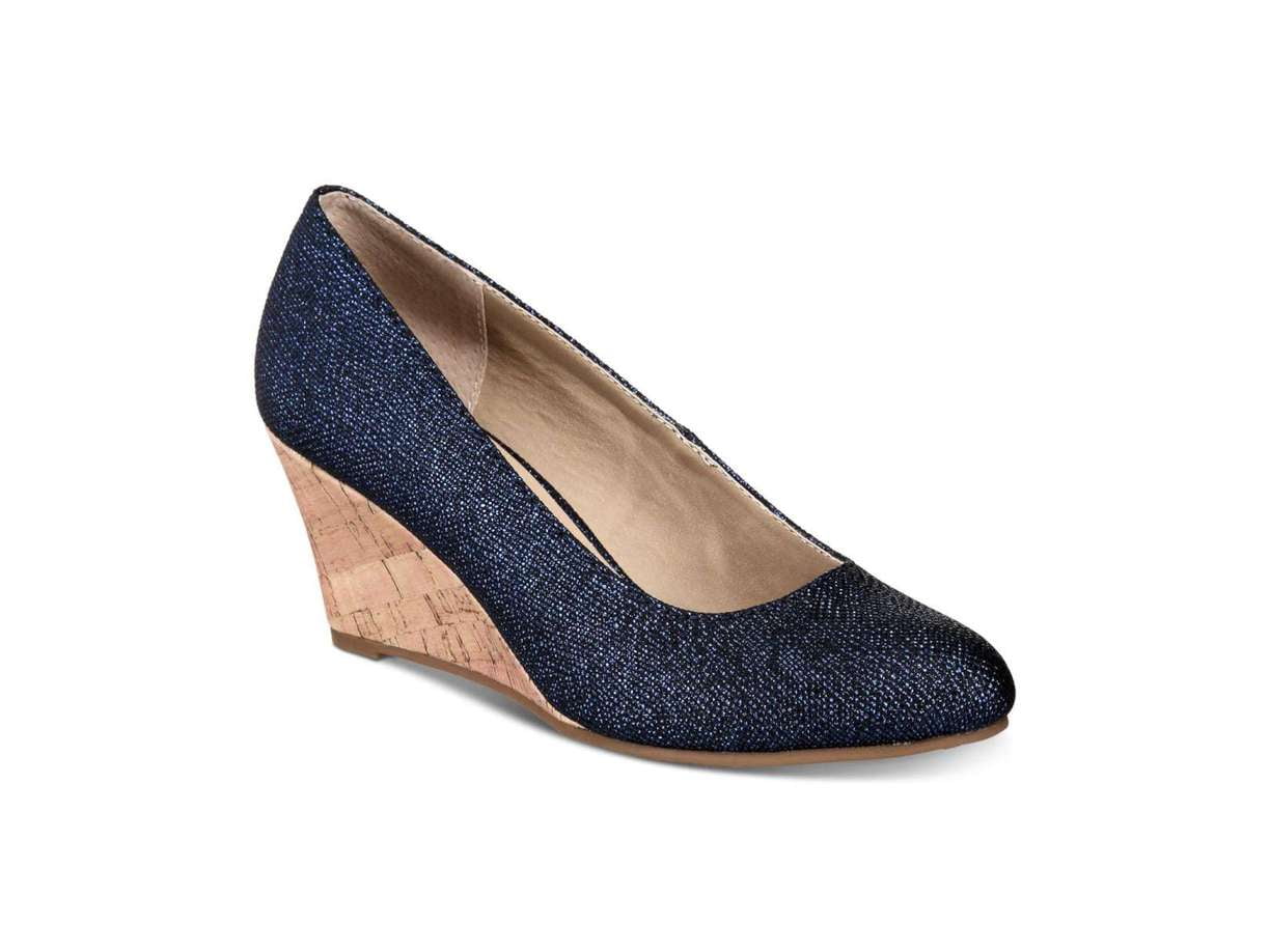 white closed toe wedges