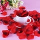 thumbnail image 3 of EeaseMX 2400 piezas de pétalos de rosa artificiales de tela para decoración de bodas (rojo oscuro), 3 of 7