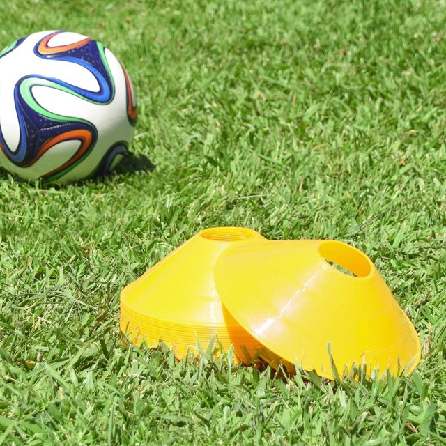 Herramientas de entrenamiento de fútbol con asa, accesorios de fútbol, herramientas para entrenamiento de fútbol y marcaje de campos, 5 colores