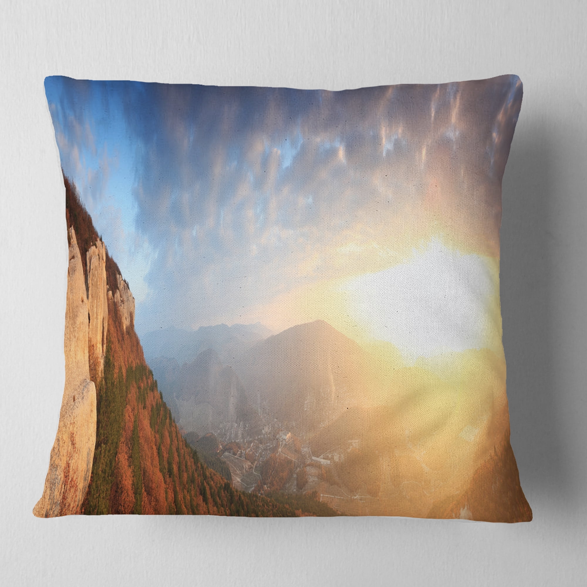 Designart Cave City Eski Kermen - Landscape Photography Throw Pillow - 16x16