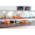 thumbnail image 4 of Le Creuset Parrilla cuadrada exclusiva de hierro fundido esmaltado, 10.25", llama, 4 of 4