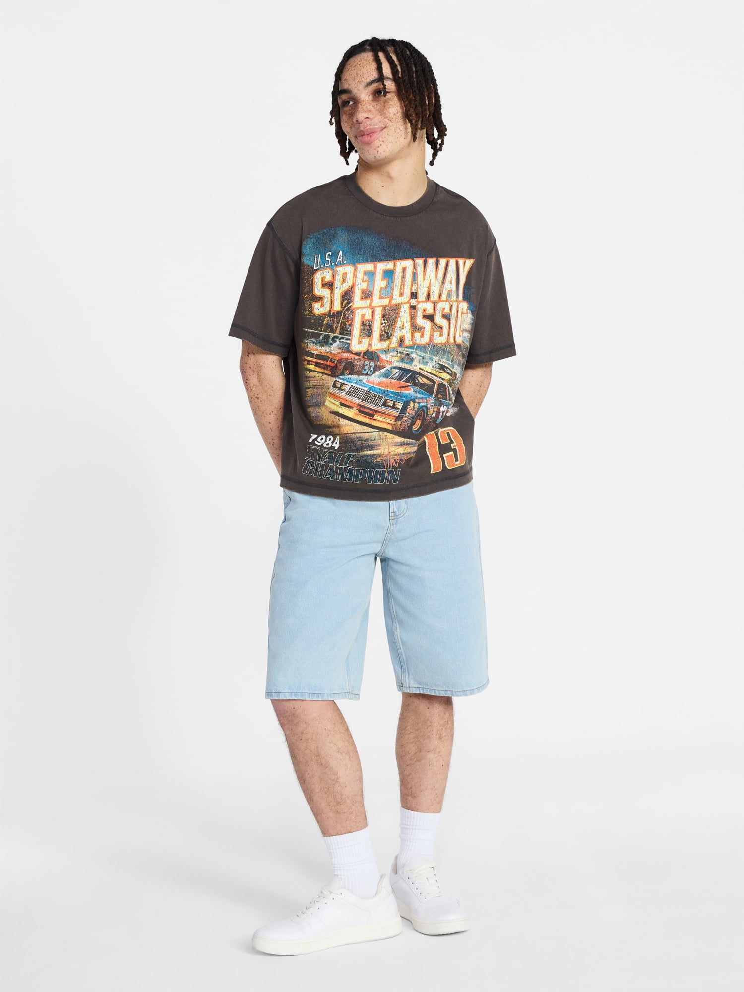 No Boundaries Oversized Cropped Graphic Tee with Short Sleeves, Men's XS-4XLT