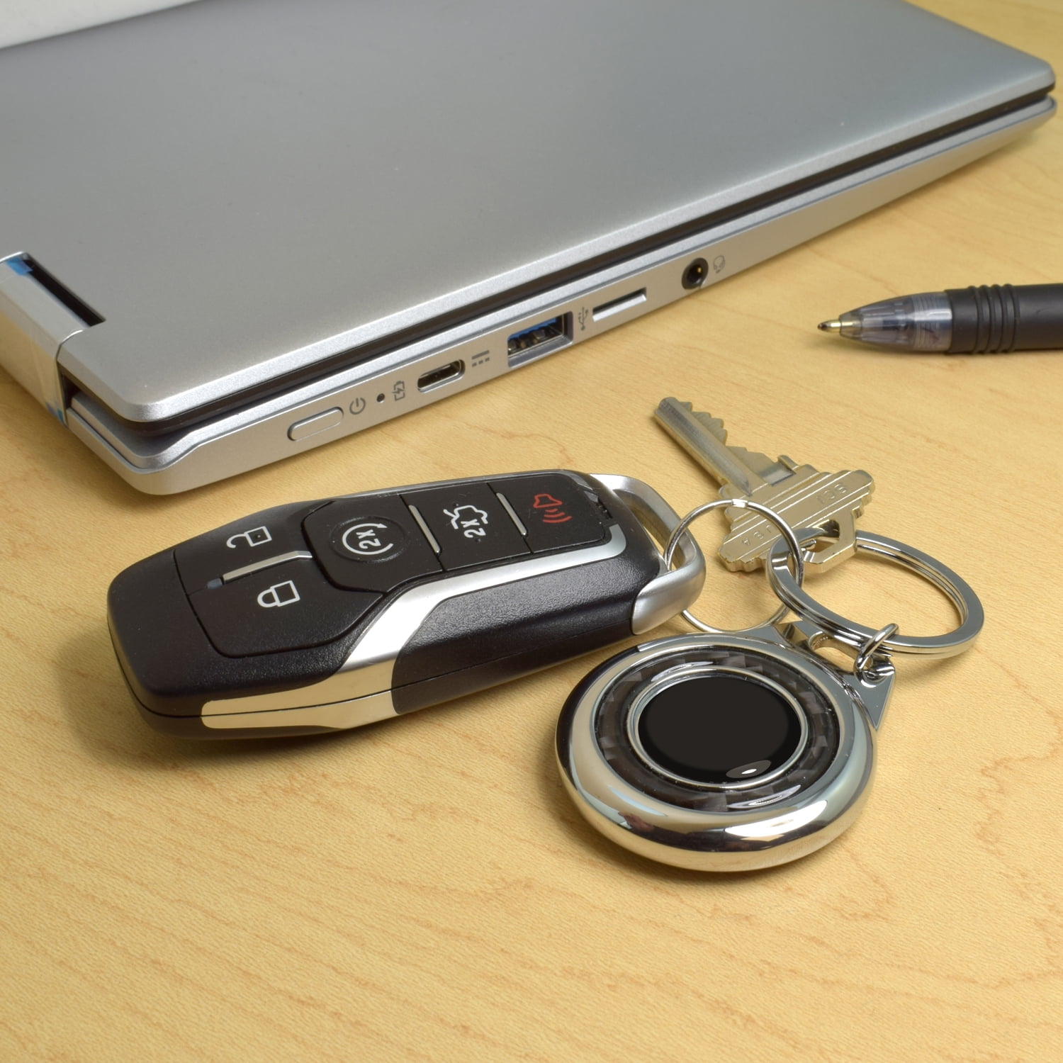 iPick Image for GMC in Red Real Black Carbon Fiber Gunmetal Roundel Metal Case Key Chain, Official Licensed