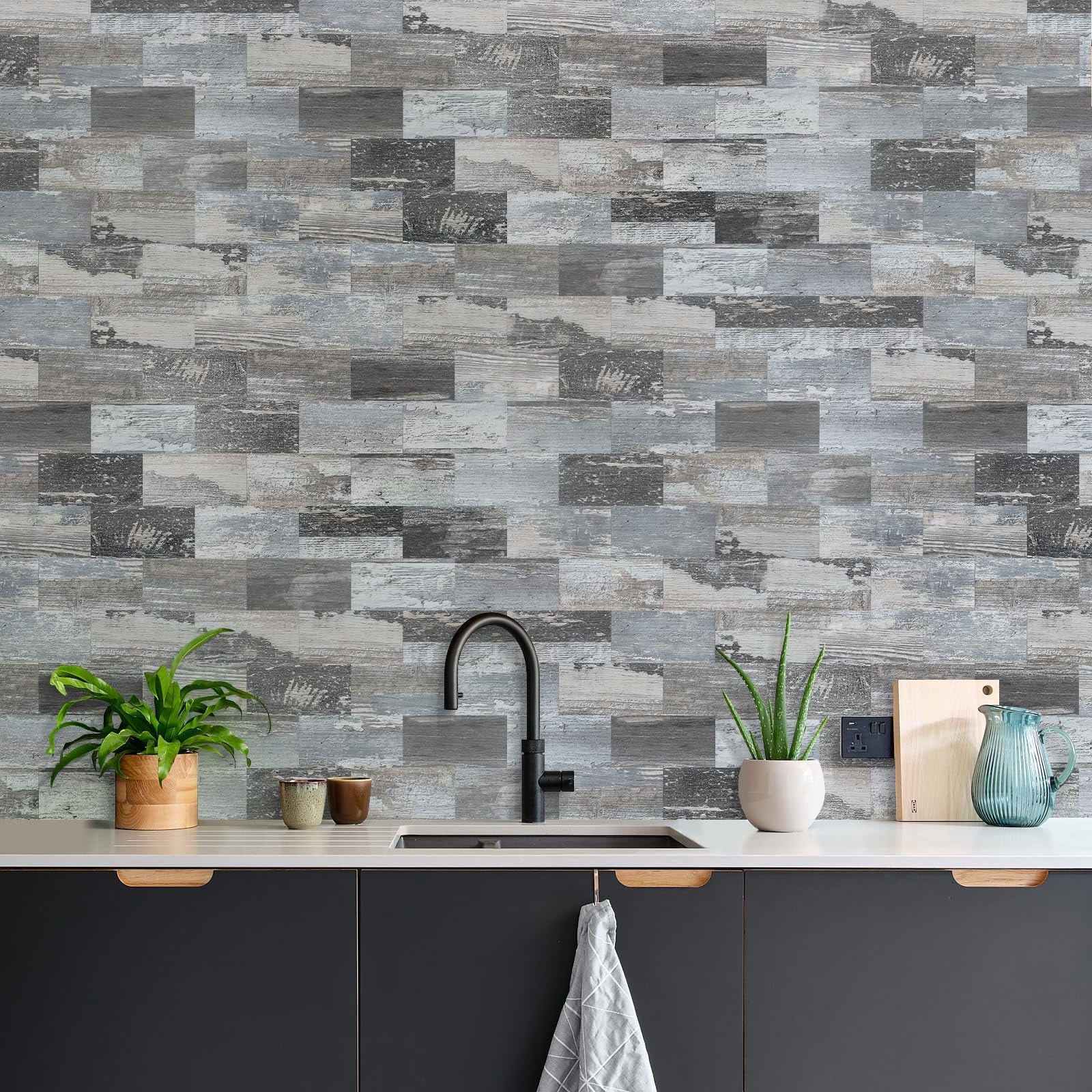 100-piece Peel And Stick Backsplash Seamless 3''x6'' Distressed Wood Pvc Subway On For Kitchen/bathroom/laundry Room