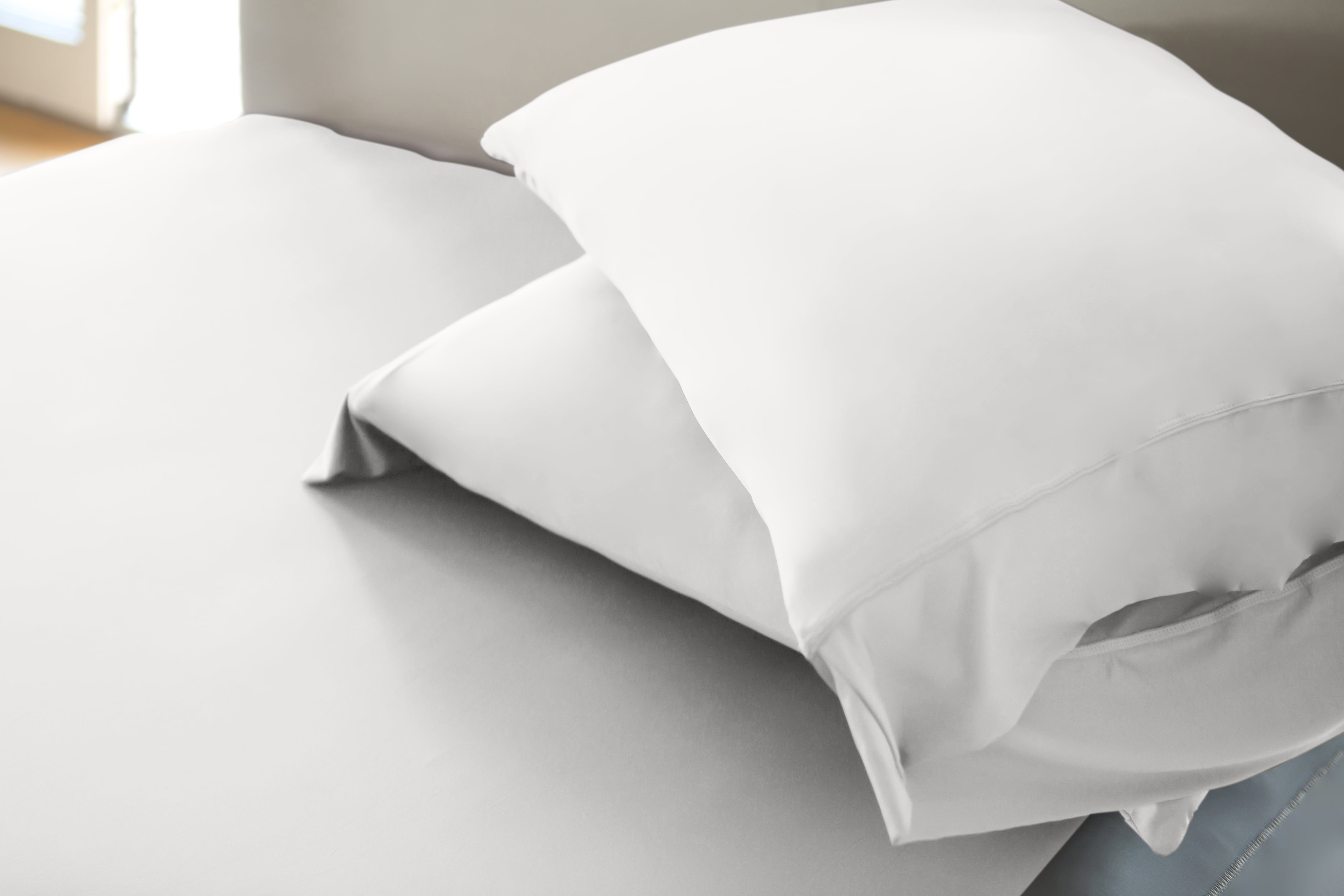 ESSENTIAL PERFORMANCE Sheet Set Powered By SHEEX, King/Cal King, Bright White