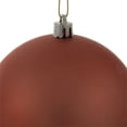 thumbnail image 2 of Vickerman Assortiment Ball Ornament 4 Pouces 4 Finitions en Rose Corail (Ensemble de 12), 2 of 3