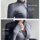 thumbnail image 4 of Chaqueta de entrenamiento deportivo para mujer, chaqueta de chándal de yoga de manga larga ajustada con agujeros para los pulgares MFZFUKR BST3010669-4, 4 of 6