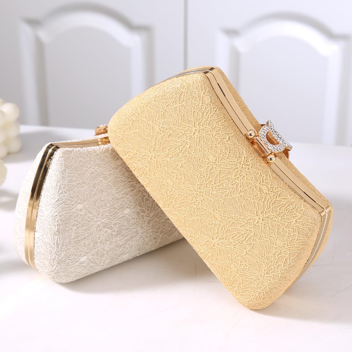 Women's Fashion Evening Bag Rhinestone Decrated Clutch Handbag with Chain