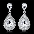 thumbnail image 2 of Xihbxyly Pendientes de Cristal, Diseño de Aro Único, Elegantes Detalles de Diamantes de Imitación, Accesorio de Moda, Ideal para Fiestas de Noche y Bodas, Un Regalo Elegante para Mujer., 2 of 7