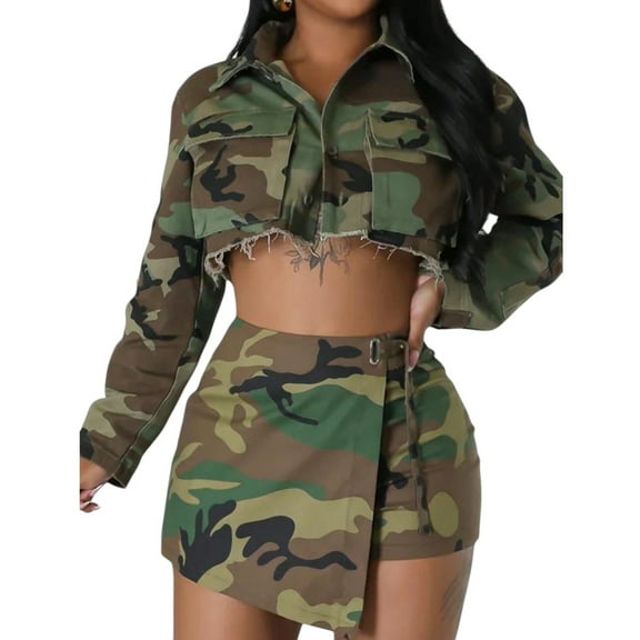 Women’s Green Camo Cropped Shirt Raw Hem Long Sleeve Button-Up with Turn-Down Collar Chest Pockets for Street Style Casual Wear