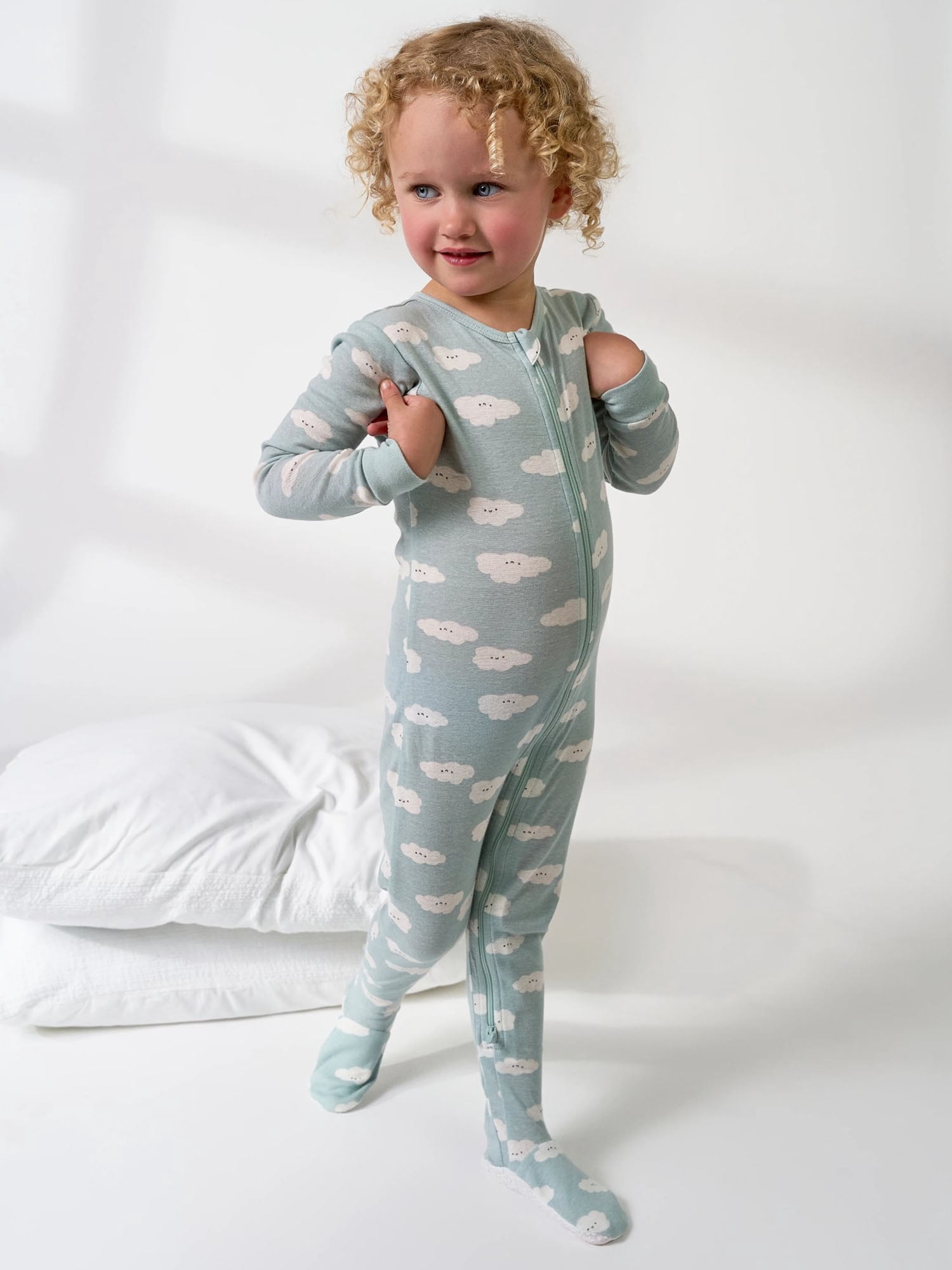 Gerber Baby and Toddler Neutral 2-Way Zipper Footed Unionsuits, 4-Pack, 0/3 Months - 5T