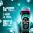 thumbnail image 3 of Perlas de Perfume Downy Fresh Aroma Limpio y Fresco, 141g con 6X Más Fragancia*, 3 of 6