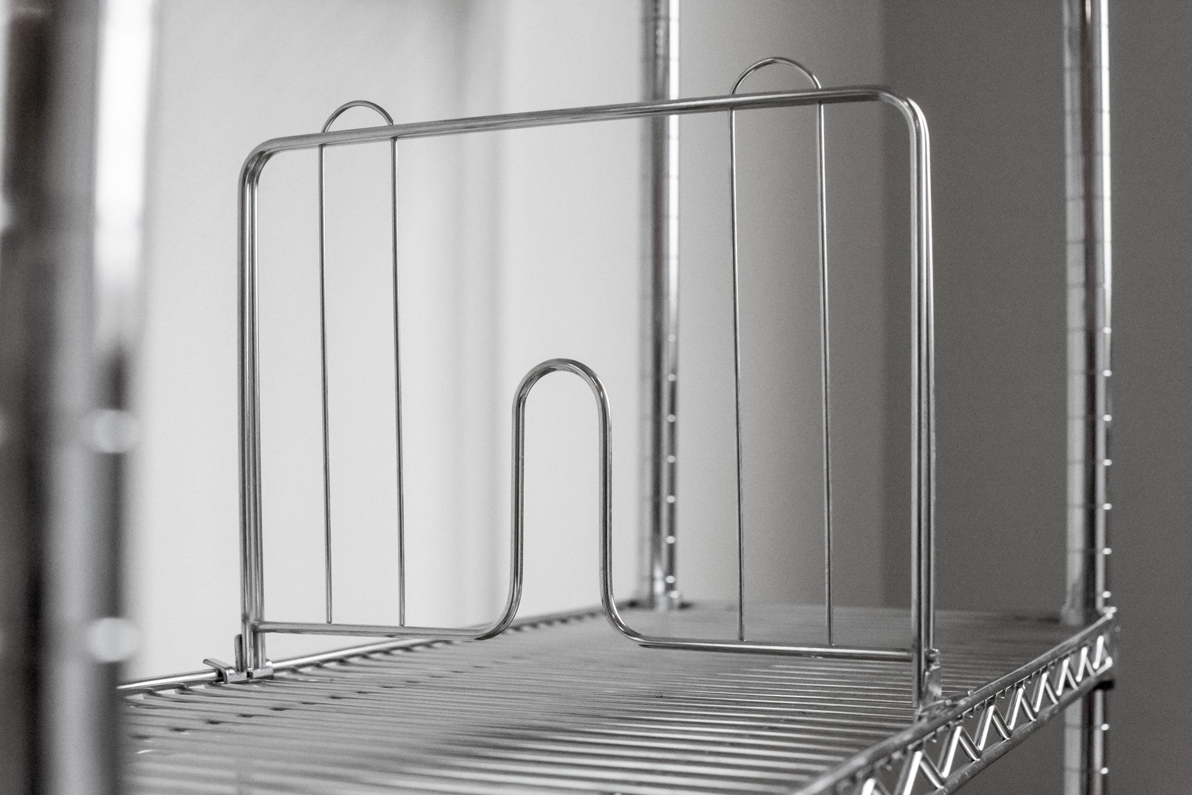 21" Wide Chrome Wire Shelf Divider