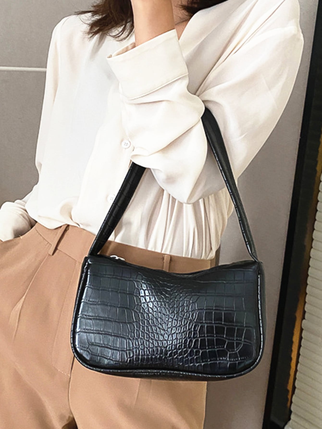 Embossed baguette online bag