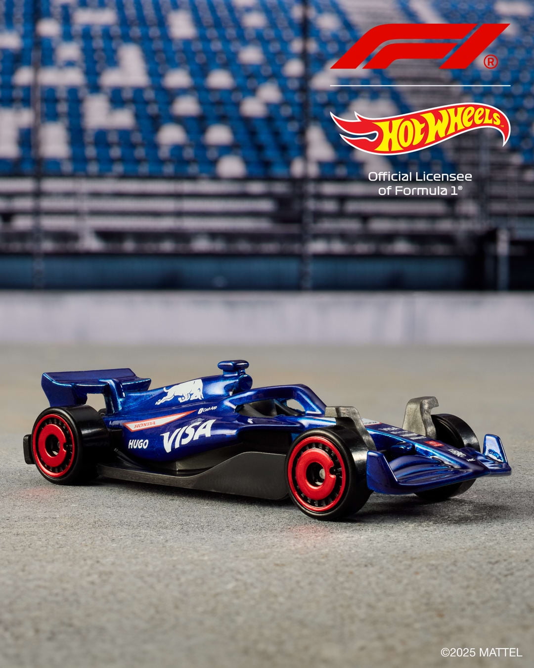 Hot Wheels 5-Pack Race Team, Set of 5 Formula 1-Themed 1:64 Scale