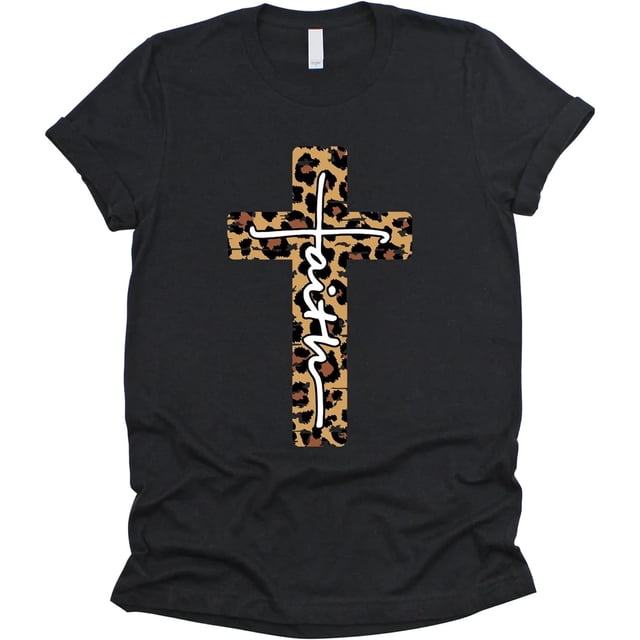 Amor en la Fe | Playera de Manga Corta con Cruz y Leopardo | Camisetas Cristianas para Mujer | Ropa de Inspiración Cristiana | Regalos Cristianos