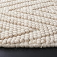 thumbnail image 3 of SAFAVIEH Natura Glenda Geometric Area Rug, Ivory, 2' x 2' Round, 3 of 8
