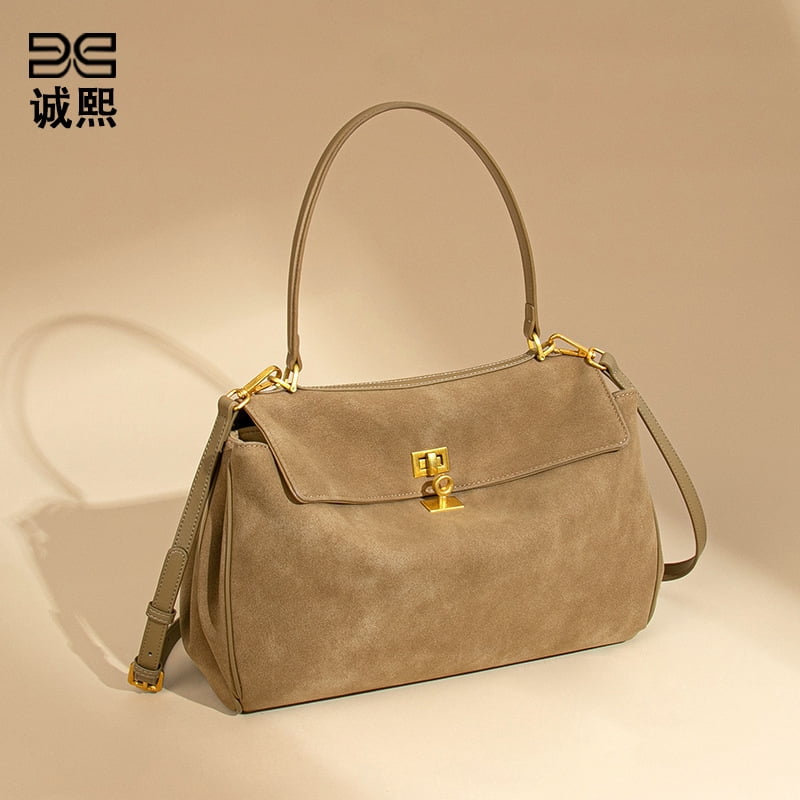 Trendy Soft Leather Crossbody Bag for Women, Chic Design, Elegant and Versatile