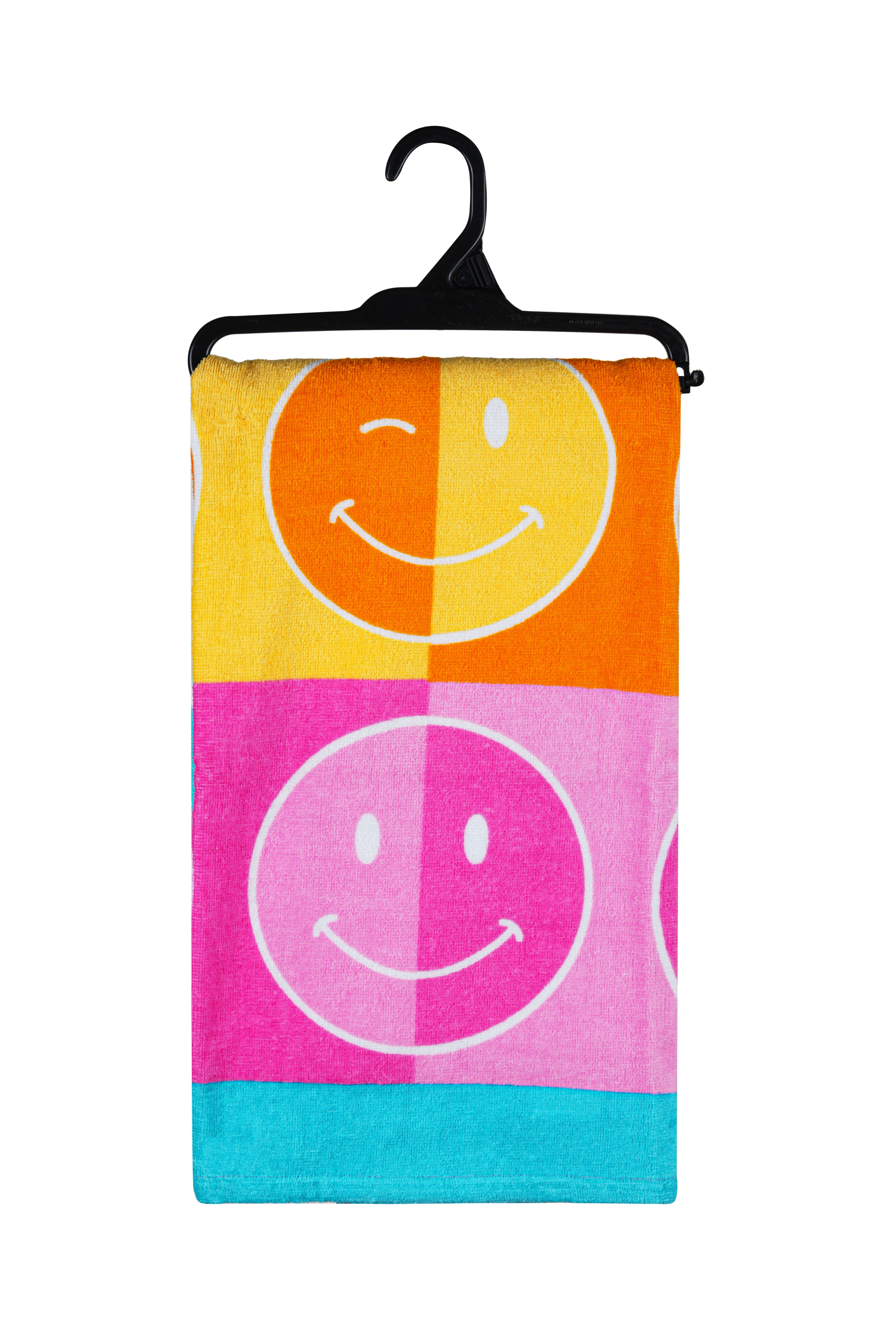 Mainstays Smiley Checkerboard Pattern Cotton Blend Beach Towel, Multi-color