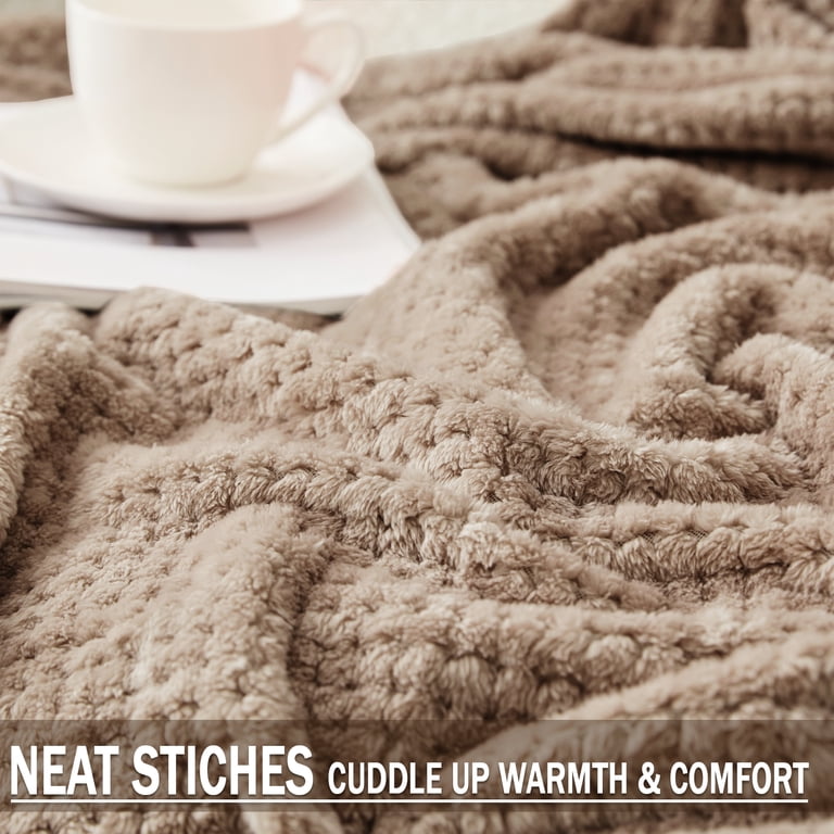 Exclusivo Mezcla King Waffle Fleece Blanket, Camel photo 2