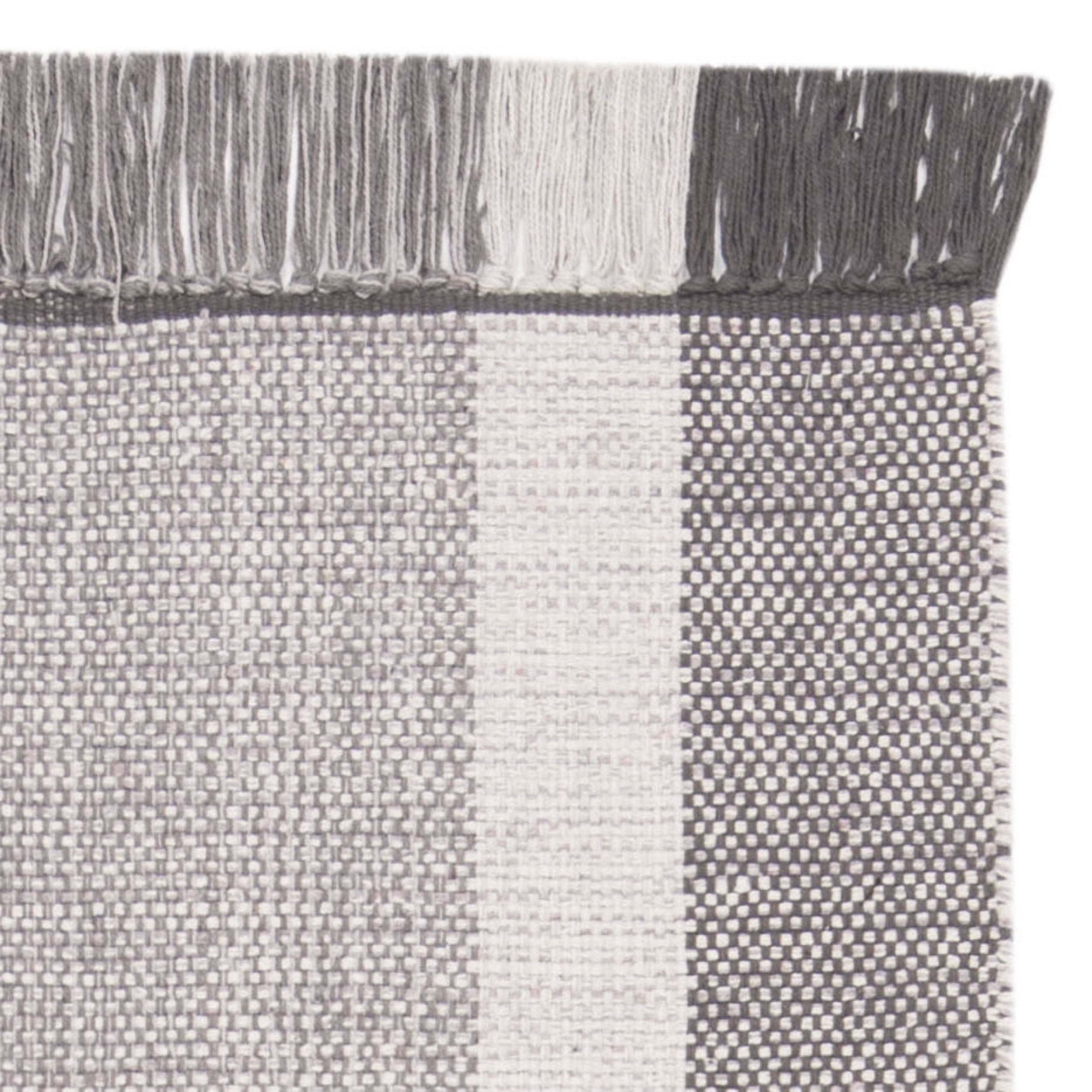 SAFAVIEH Montauk Sharlene Solid Striped Cotton Runner Rug, Ivory/Grey, 2'3" x 7'