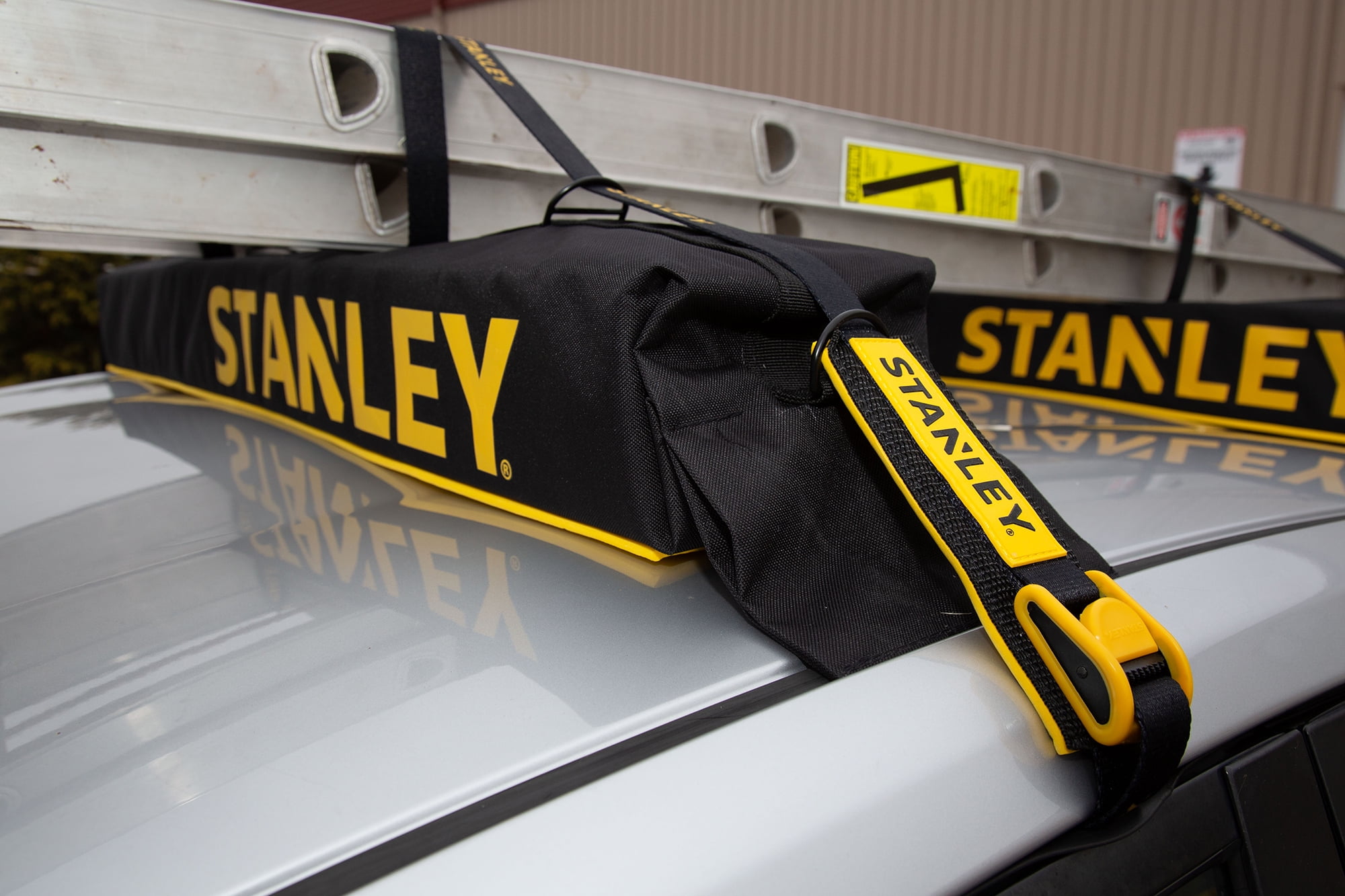 Stanley Universal Roof Rack Pad and Luggage Carrier System/110 lbs. Load  Weight Capacity S4000 - The Home Depot