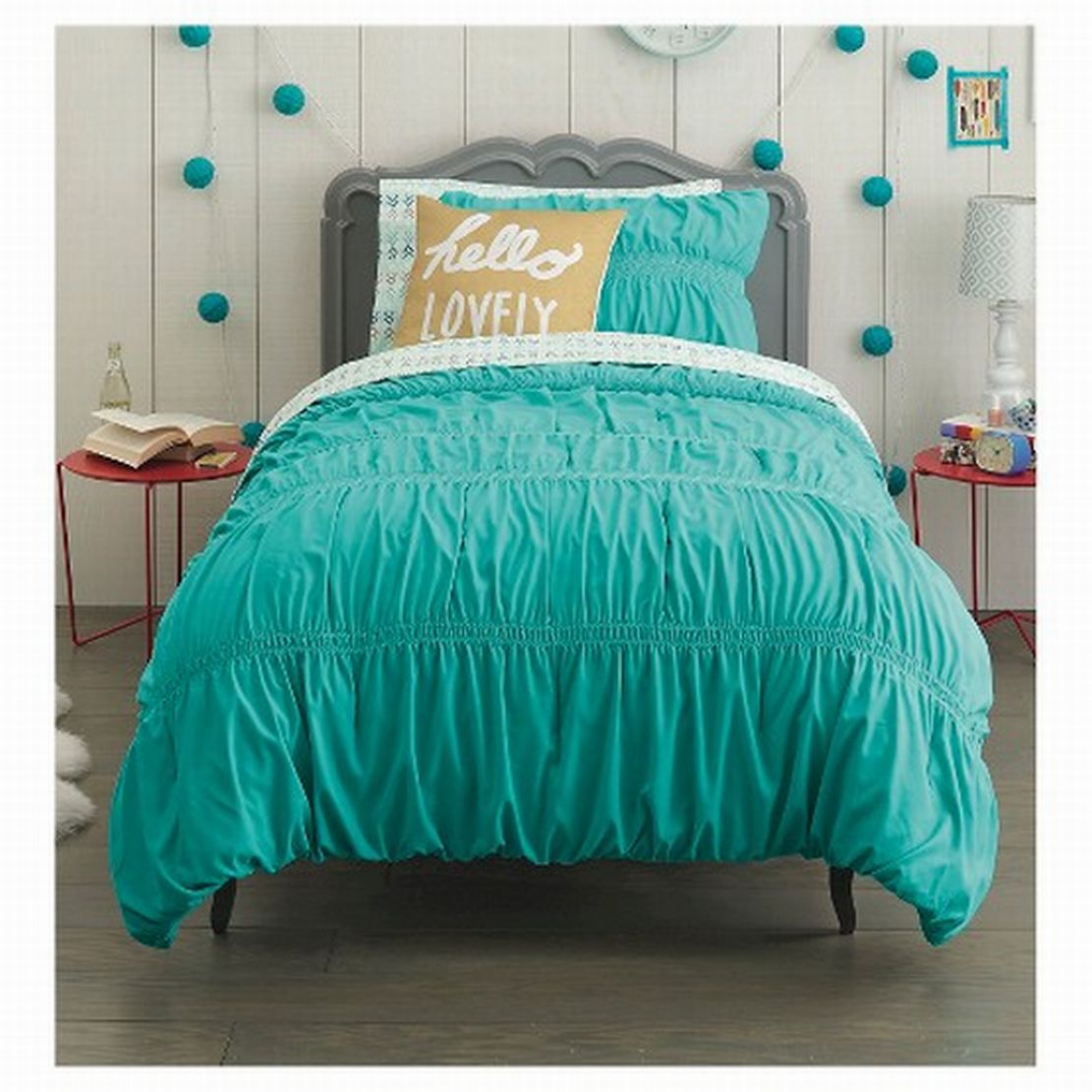 Xhilaration Full Queen Turquoise Blue Sheared Ruched Comforter