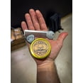 thumbnail image 2 of Cera para bigotes THE VINTAGE GROOMING CO. Muerte súbita de 30 ml con peine, 2 of 9