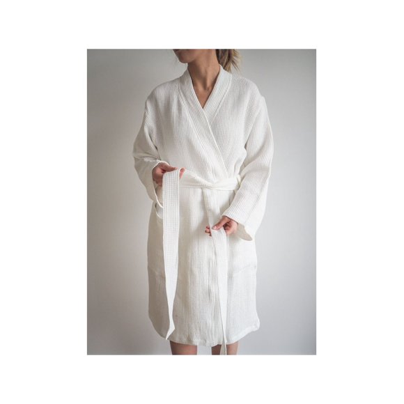 Waffle Weave (100%C) Kimono Style Robes Merit Spa Collection White Size Unisex Large 1/Pack