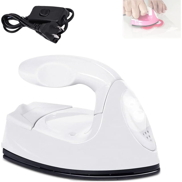 mini plancha para el pelo xinyu lay iron blanca mini prensa térmica portátil de mano, vista 3/4 frontal de la mini plancha blanca con mango curvo y base plana negra, superficie lisa y carcasa exterior resistente al calor; cable de alimentación separado visible; adecuada para alisar mechones pequeños, planchar parches de tela y usos de alisado de precisión en viajes.