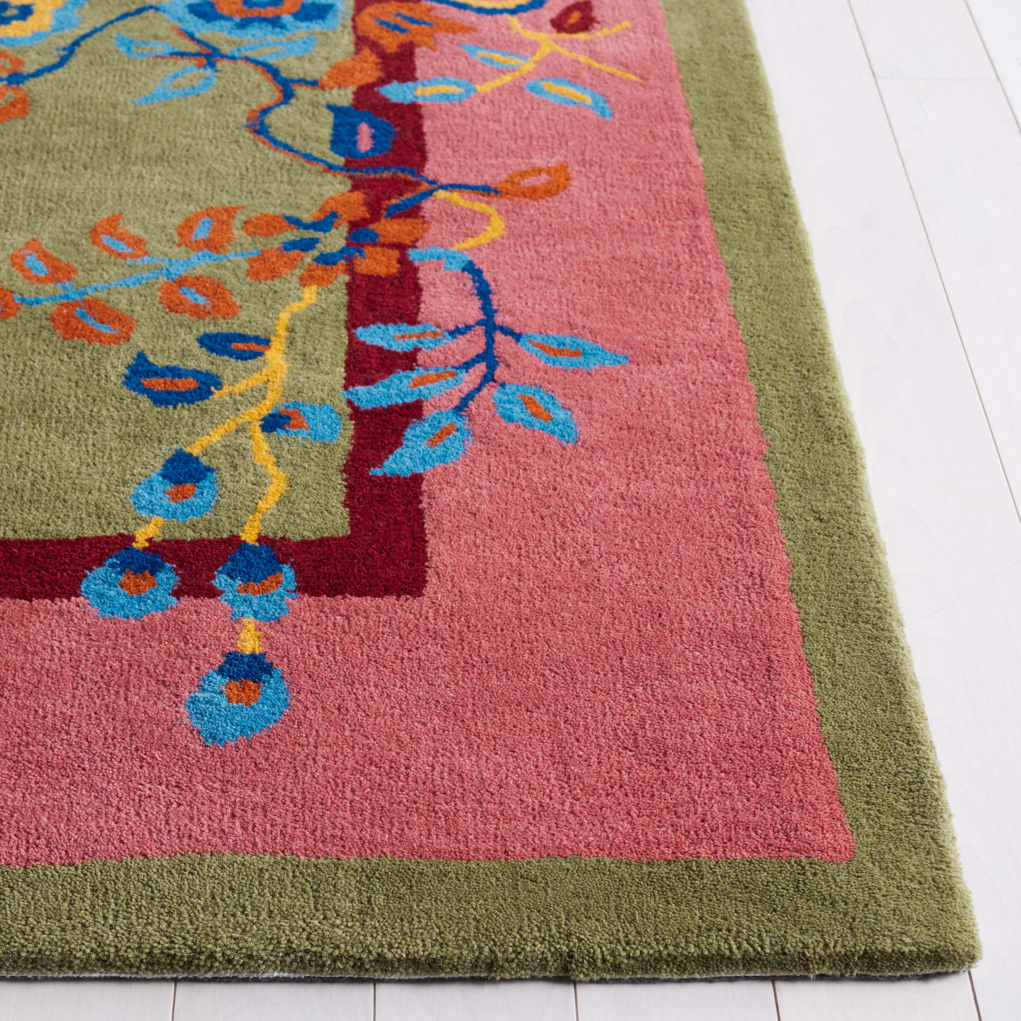 SAFAVIEH Metro Louise Floral Area Rug, Green/Pink, 4' x 6'