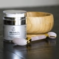 thumbnail image 2 of Crema Hidratante Radha Beauty Retinol Milagrosa 50 ml con Ácido Hialurónico, Vitamina E y Té Verde p, 2 of 6