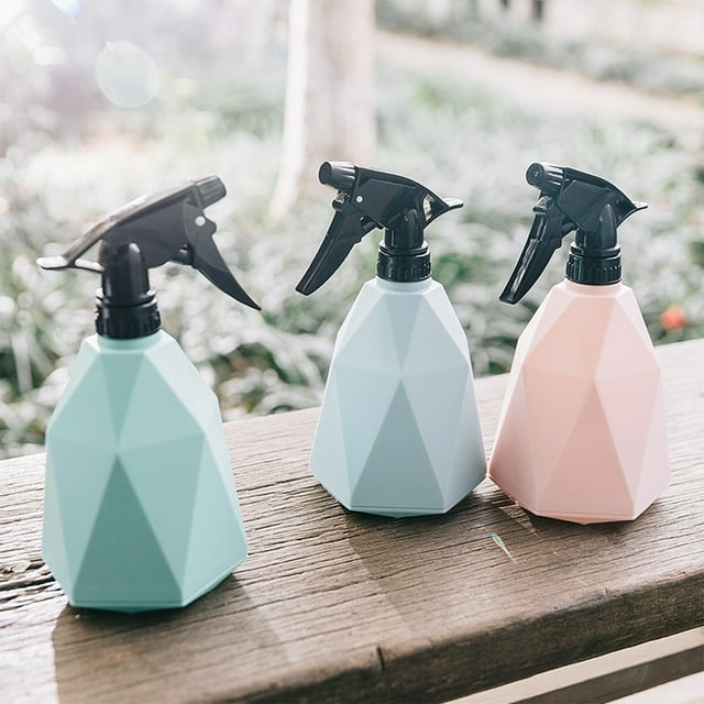 Sentmoon Outdoor Watering Can Indoor Watering Can 600ml Watering Spray Bottle Watering Kettle High Pressure Watering Spray Bottle Watering Kettle Gardening Sprayer Five Colors Two Spray Modes