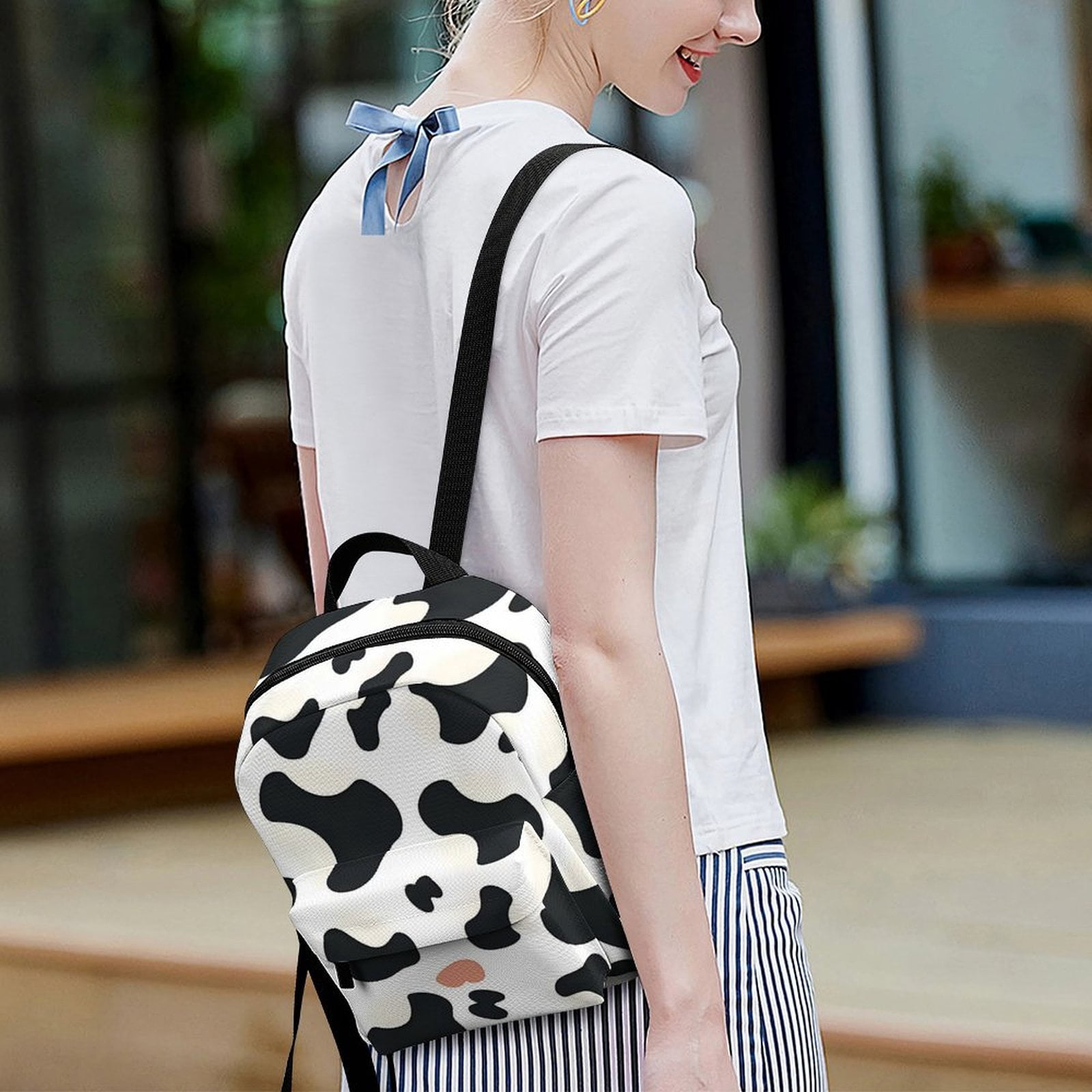 8.1×10in Casual Women'S Backpack With Anti-Contraction And Stretch For Sports Activities Travel Picnics Simple Cow Print Pattern1_3