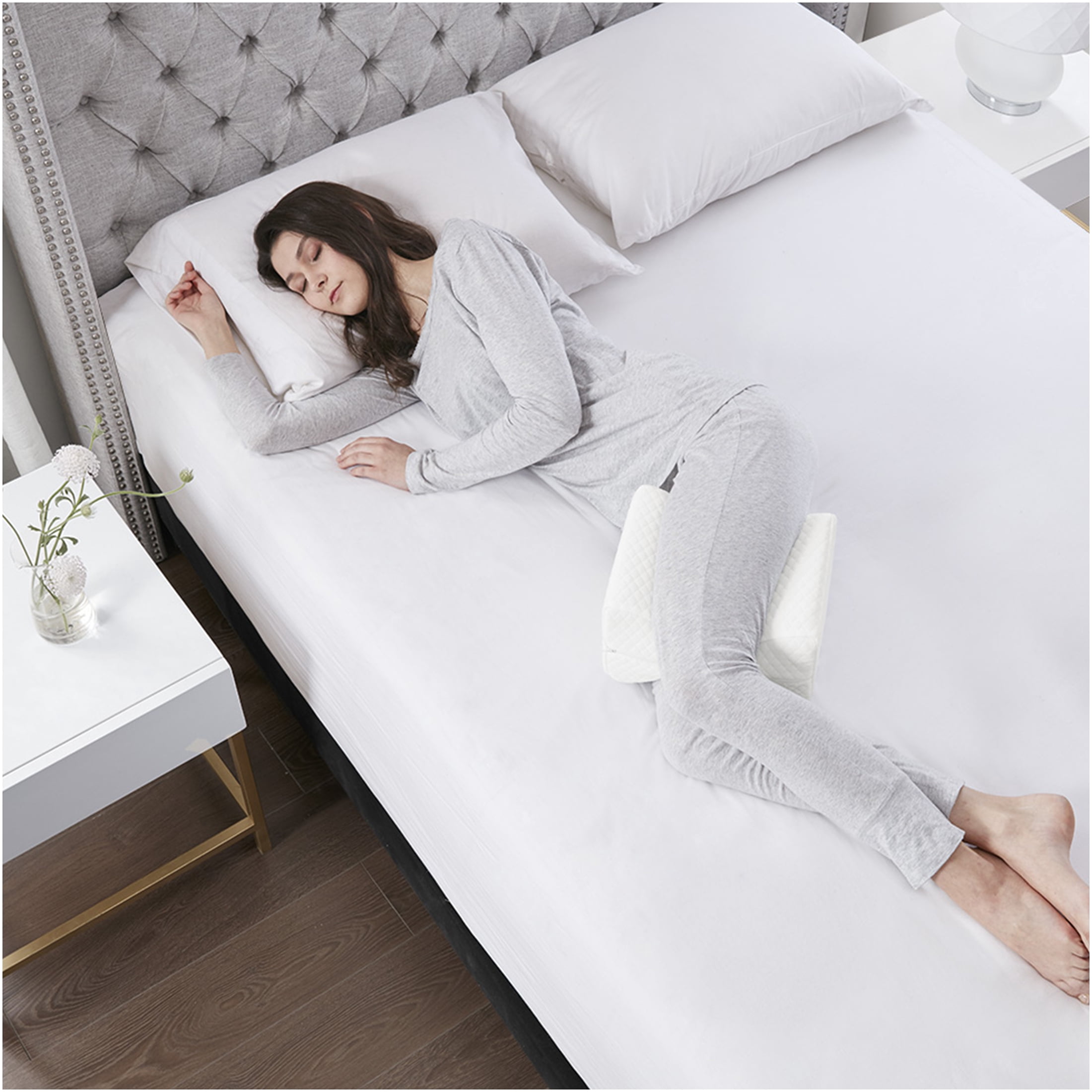JERFIT Orthopedic Knee Pillow for Side Sleepers, Memory Foam Contour Leg Pillow for Hip Pain Relief, Sciatica, Pregnancy & Post-Surgery, Pressure Relief & Spinal Alignment, White