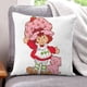 thumbnail image 1 of Strawberry Shortcakes Fundas de almohada de terciopelo con tema, regalos de funda de almohada, decoración para el hogar, cojín de lanzar, regalo de cumpleaños para fans y parejas. 45cm x 45cm., 1 of 6