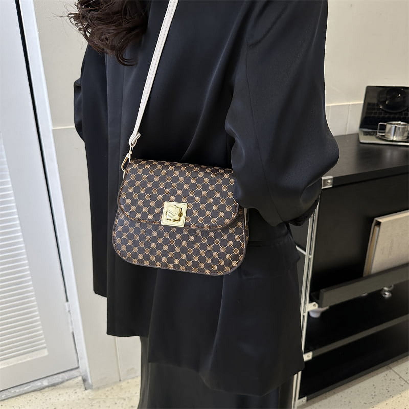 Louis Vuitton Damier Ebene Canvas Besace Rosebery Bag