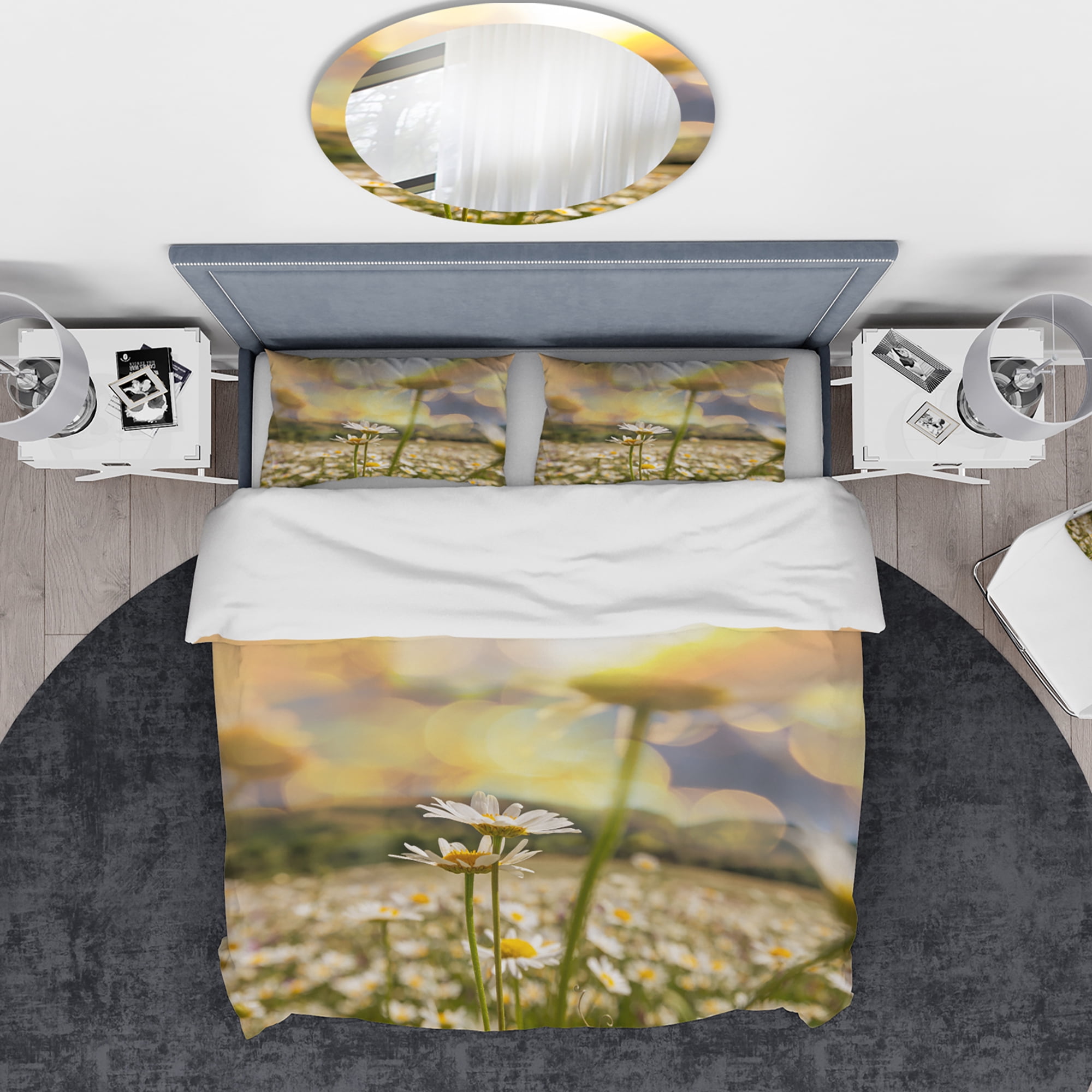 Designart 'Blooming Chamomiles Flowers' Traditional Duvet Cover Set