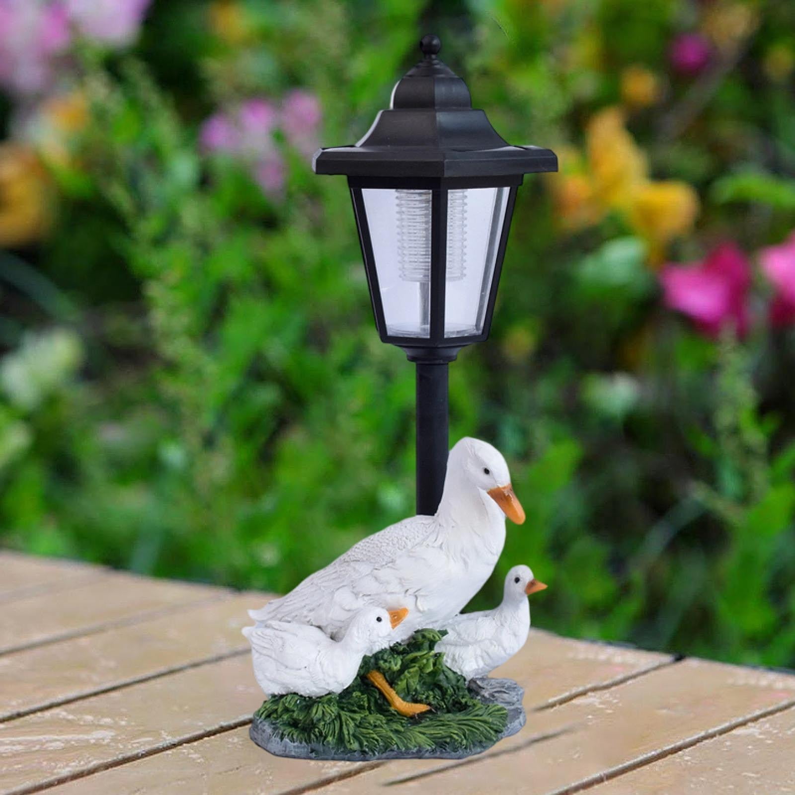 simhoa Duck Garden Statue Sculpture with Solar Lantern Modern Decorative Resin Ornament Animal Figurine for Outside Garden Yard Lawn