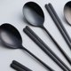 thumbnail image 3 of Juego de cucharas y palillos, juego de cucharas Chopstix coreanas de acero inoxidable de Metal reutilizable de 4 colores, regalo de Navidad, 3 of 5