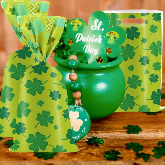50 Pcs St. Patrick's Day Shamrock Gift Bags Plastic Goodie Bags, for Treat Bag Gift Candy Bag Party Supplies