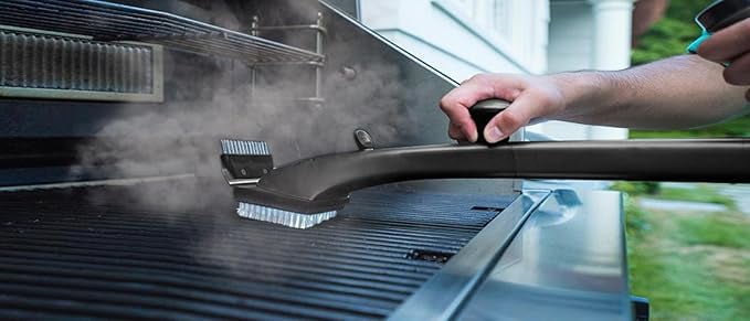 Grill Daddy GD12952S Pro Grill Brush Cleans BBQ Easily with Steam, High Temperature, Weather Resistant Plastic Made in the USA-Black