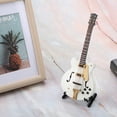 thumbnail image 2 of Peahefy Guitare Miniature, Modèle Musical, 7in Réplique de Guitare Électrique Miniature Blanche avec Boîte Ornements de Modèle d'Instrument Cadeaux de Noël, 2 of 8
